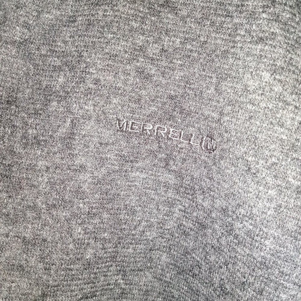 Merrell Gray Sweater Top - Picture 3 of 4